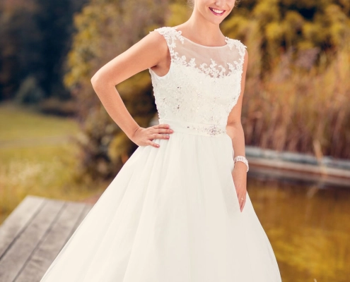 Hair & Make-up Styling: Chez Janine by Kathrin Tollas